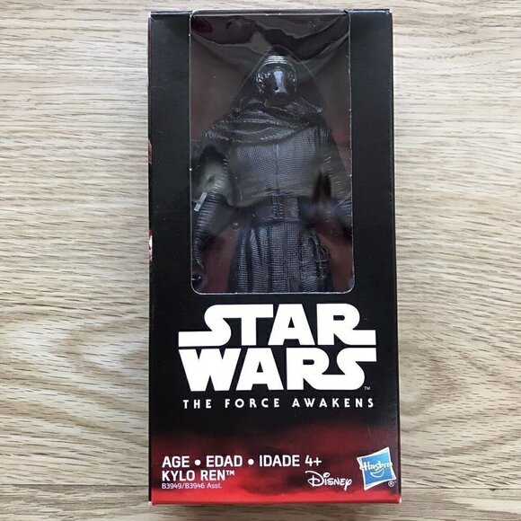 Star Wars Kylo Ren Action Figure The Force Awakens NIB Collector - Picture 1 of 6